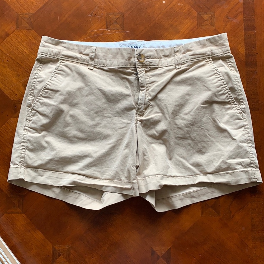 Khaki Old Navy shorts